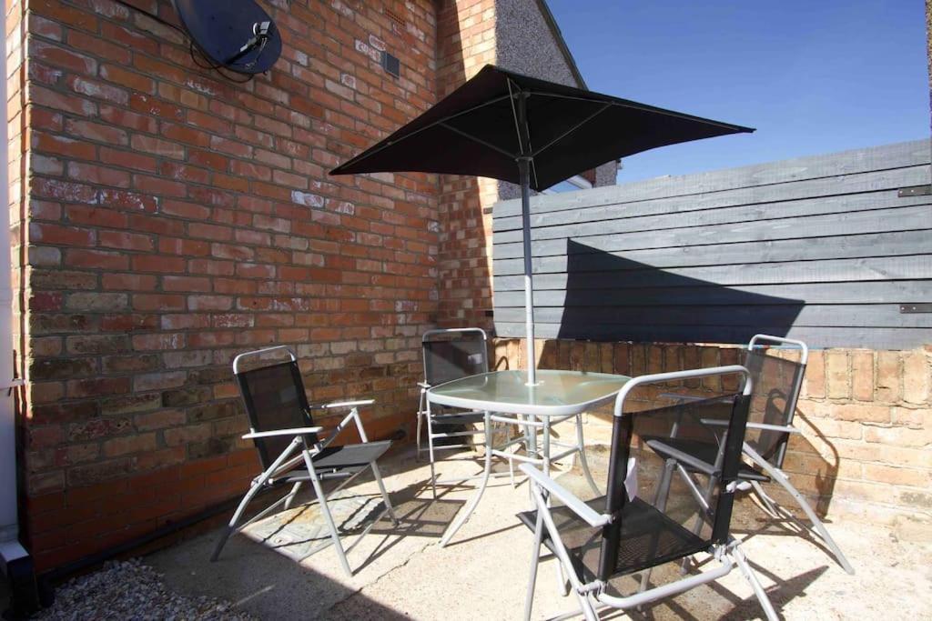 Beautiful 2 Bedroom House Close To The Seaside Cleethorpes Extérieur photo